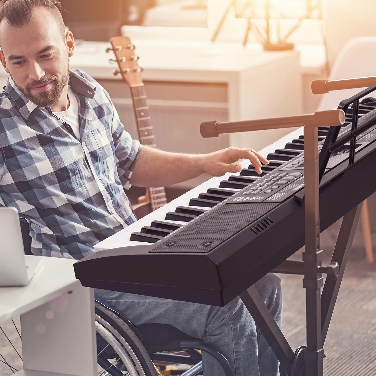 Electric Keyboard Piano