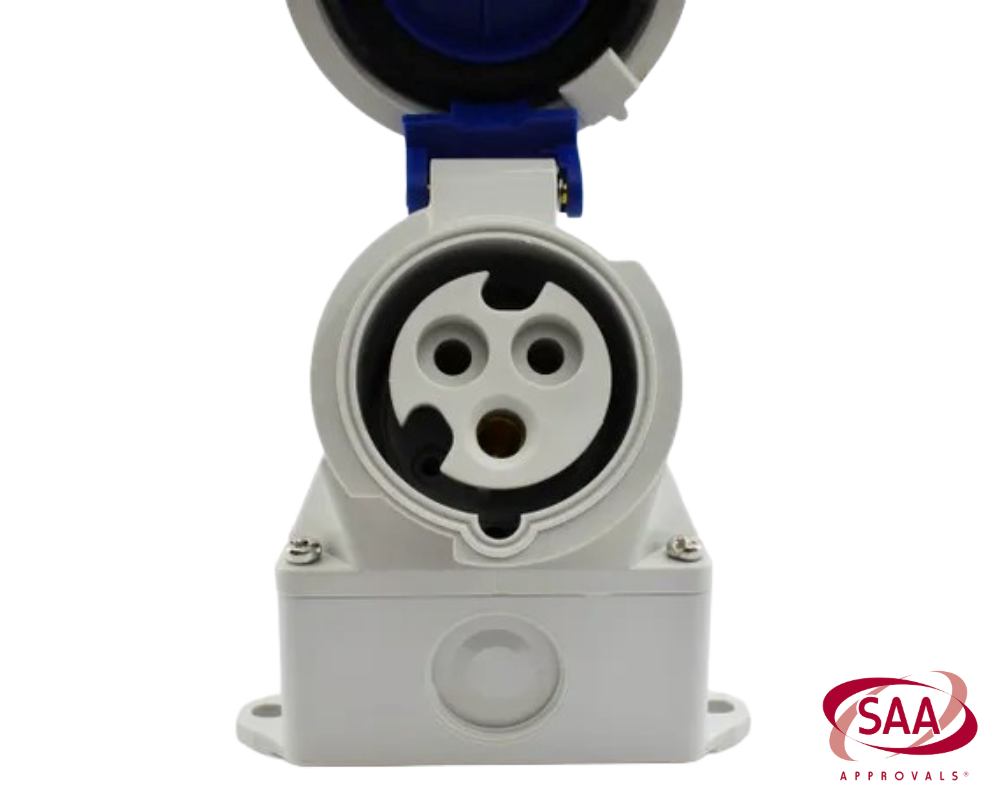 Caravan Lead Connector Female 16 Amps IP67