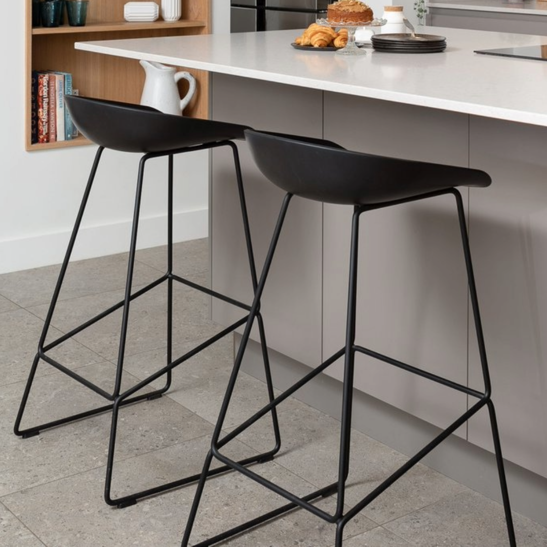 Modern Scandinavian Bar Stool Metal Leg Bar Stool (Grey)