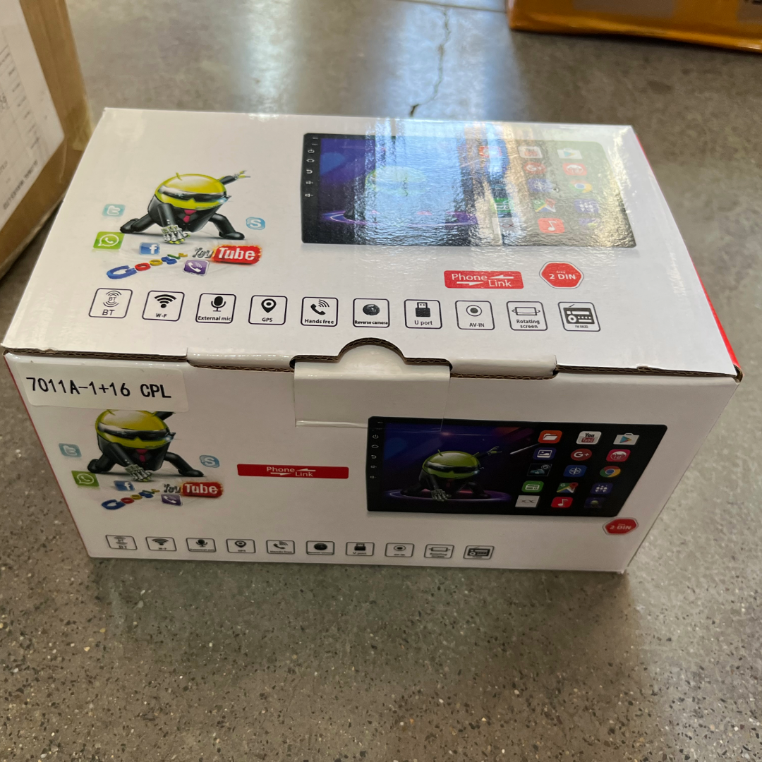 7" Car Stereo With Reverse camera