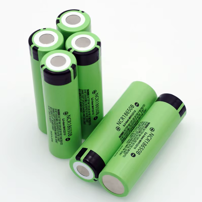 18650 Rechargeable Li-Ion Battery Power Flat Top (4 pcs)
