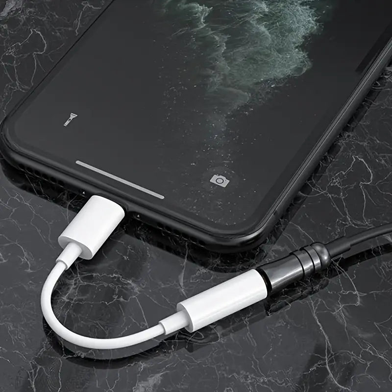 USB-C to Aux Adapter
